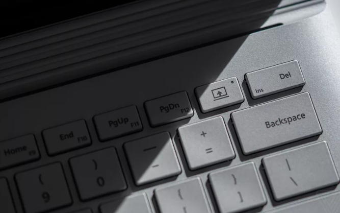 微软表示，黑客能够看到其某些源代码