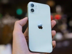 Apple的可折叠iPhone原型已通过内部耐用性