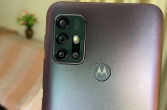 摩托罗拉Moto G30搭载64 MP主传感器，8 MP超